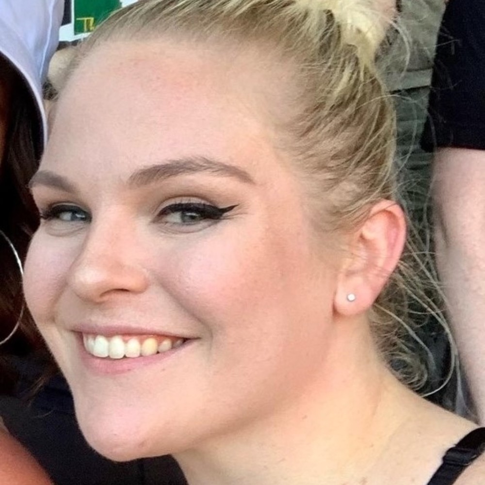 Meet your Posher, Amanda
